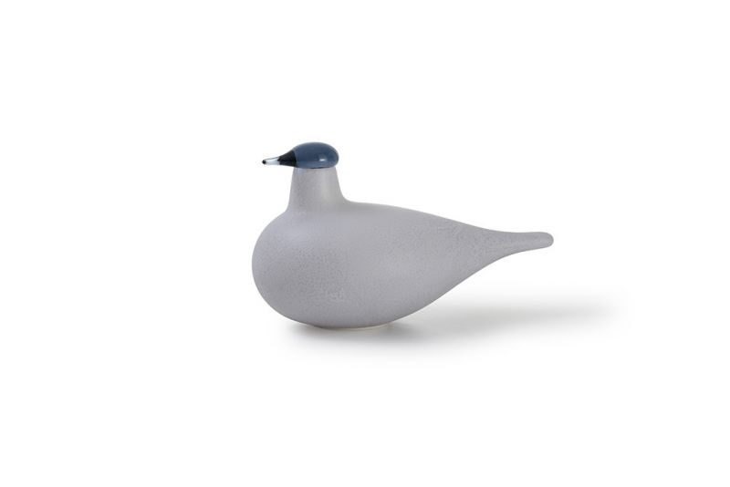 Linnut Tischleuchte: Graue Vogel-Lampe von Magis, modernes Design für stimmungsvolle Beleuchtung.
